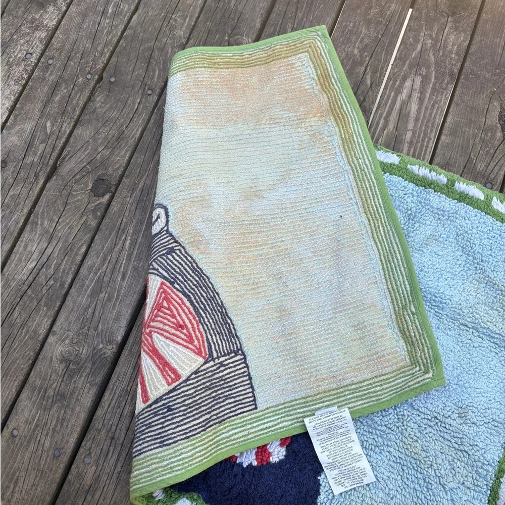 Pottery Barn Kids Tufted Hooked Plush Bath Mat Shark Mouth Ocean Beach rug decor